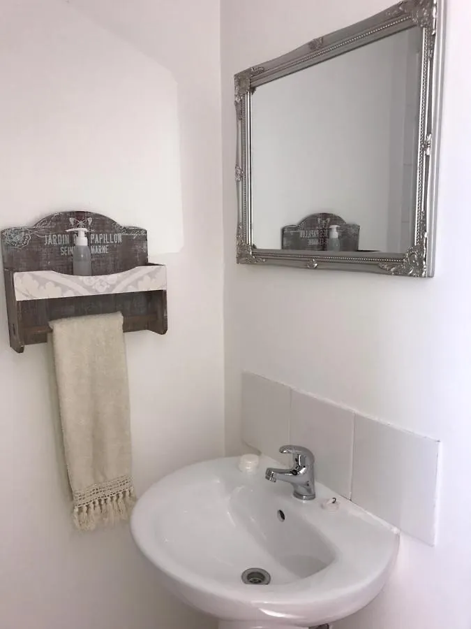 Bay Breeze Guesthouse Selfcatering Gordonʼs Bay Afrique du Sud