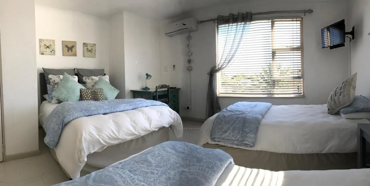 Bay Breeze Guesthouse Selfcatering Gordonʼs Bay Maison d'hôtes